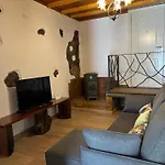 شاليه Taknara Rural Valleseco
